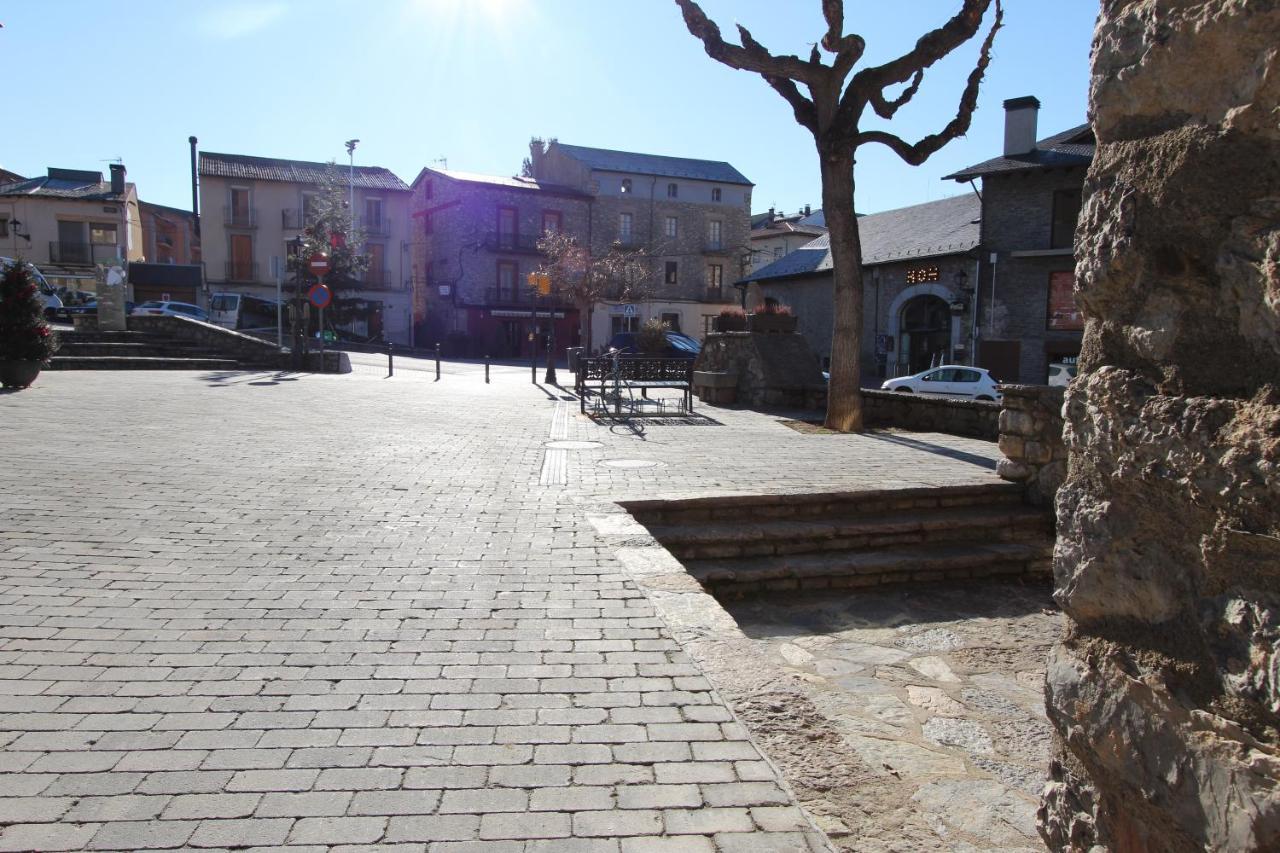 Apartaments Cal Bertran Bellver De Cerdanya Esterno foto